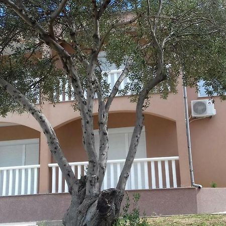 Apartments With A Parking Space Okrug Gornji, Ciovo - 13859 Trogir Exterior photo
