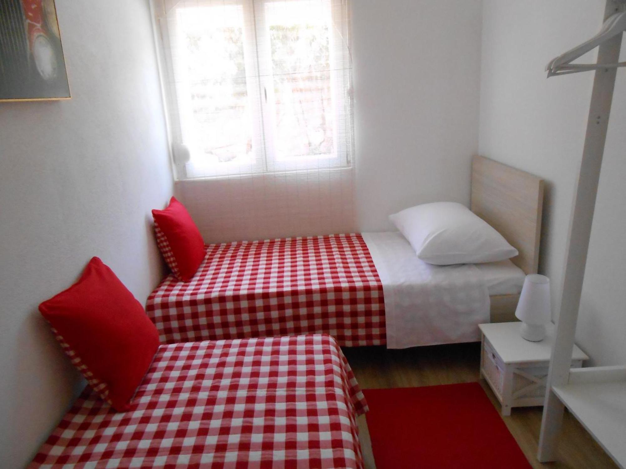 Apartments With A Parking Space Okrug Gornji, Ciovo - 13859 Trogir Room photo